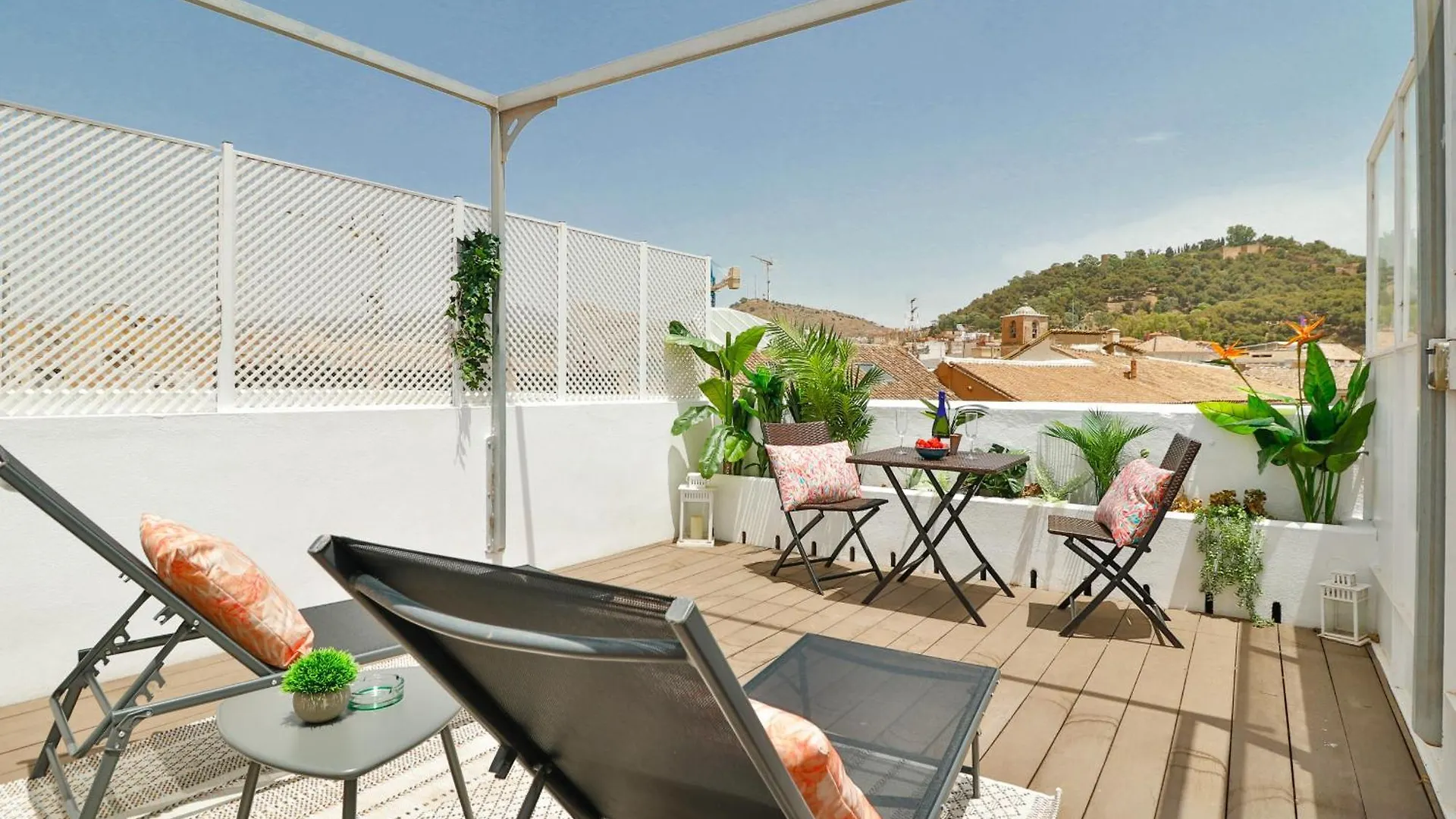 C83 Cosy Penthouse With Terrace Old Town Apartment Malaga
